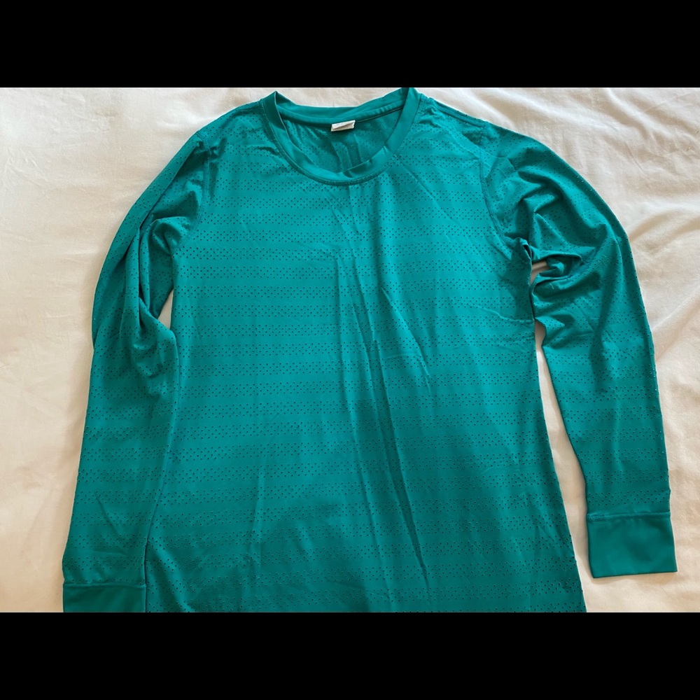 Zyia teal long sleeve